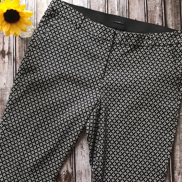 Lane Bryant Pants - Lane Bryant black and white “The Lena” dress pants